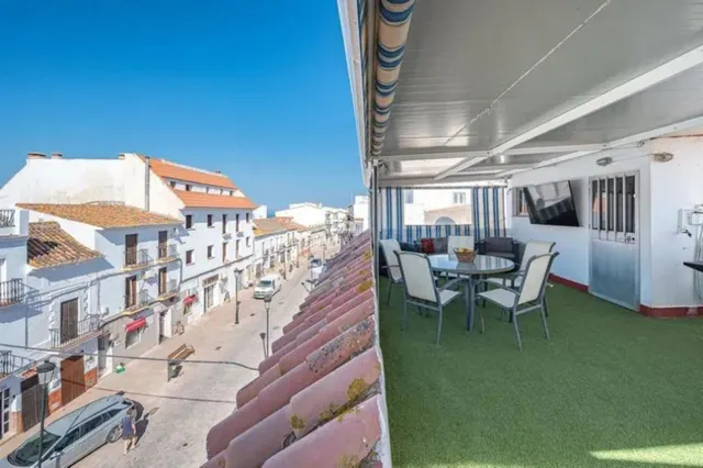 Complejo Turístico 10 habitaciones 515m² en venta - Costa del Sol — 2