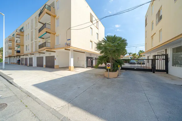 Piso reformado cerca de la playa del Arenal en venta en Javea — 27