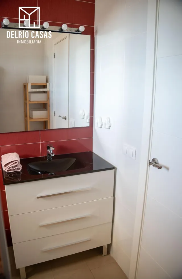 Exclusivo chalet independiente con apartamento auxiliar, piscina cubierta y vistas al mar en mazagón — 39