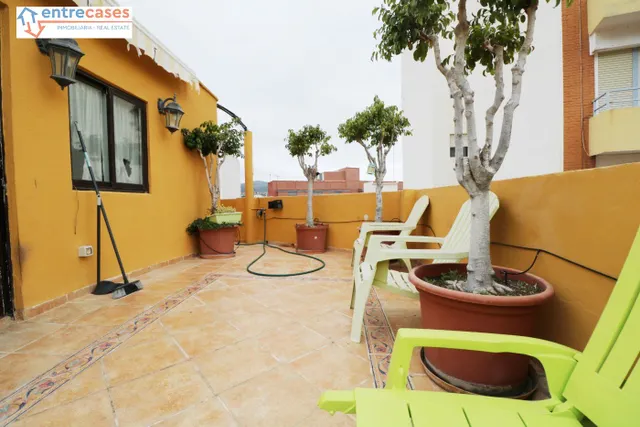 CASA INDEPENDIENTE EN EL CENTRO DE SAGUNTO — 22