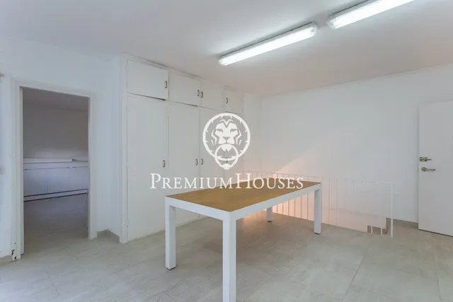 Casa en venta con piscina en Sant Andreu de Llavaneres — 25