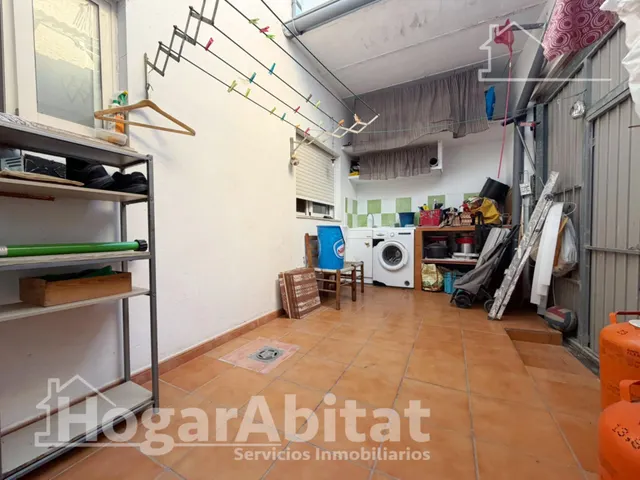 Amplia casa con terraza y garaje cerca de la playa de Sagunto — 37