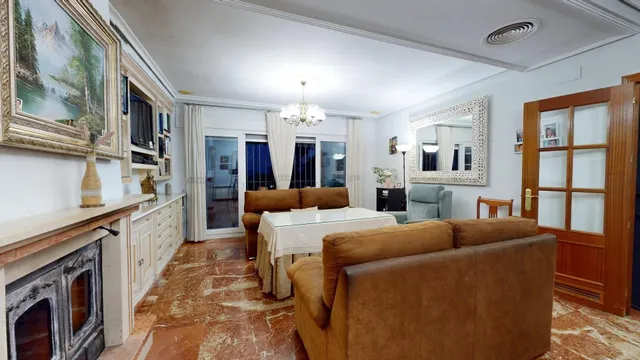 Chalet en El Brillante: Ubicación exclusiva, Córdoba — 28