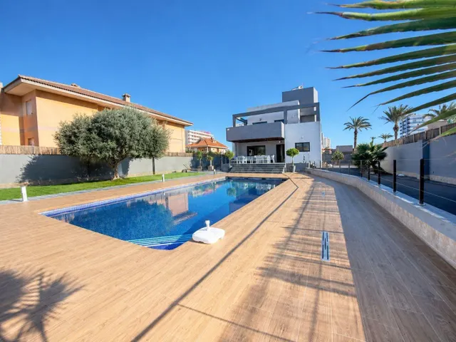 Magnífico Chalet en Zona Entremares, km 1 Mar Mediterraneo — 3