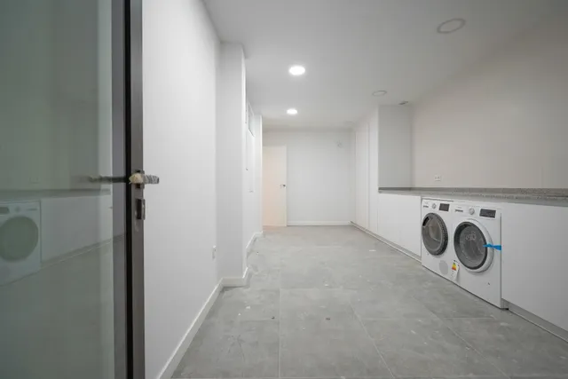 Villa 4 habitaciones 560m² en venta - montemar — 39
