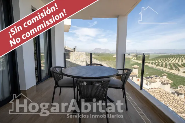 PRECIOSO ADOSADO A ESTRENAR CON PISCINA PRIVADA Y TERRAZA — 8