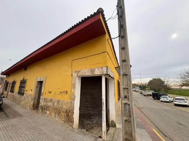 LOCAL EN PARCELA RESIDENCIAL DE 576MT EN EL CERRO BLANCO - foto 4