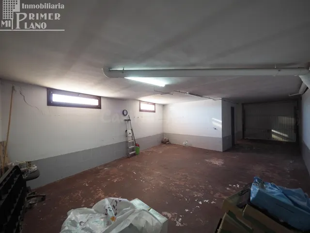 Amplio Adosado en Tomelloso junto a Avda. Juan Carlos I por  - foto 4