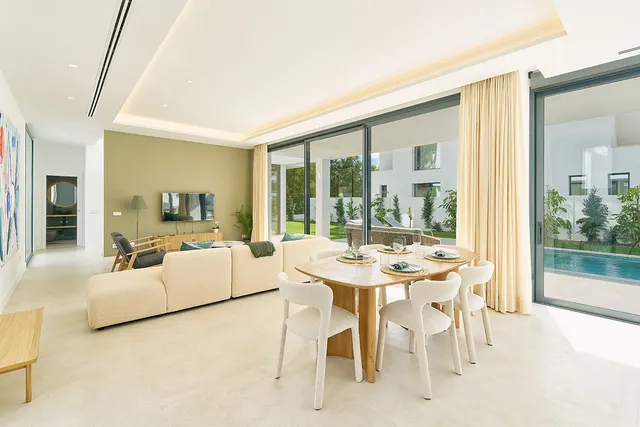 Chalet 4 habitaciones 361m² en venta - Costa Del Sol — 7