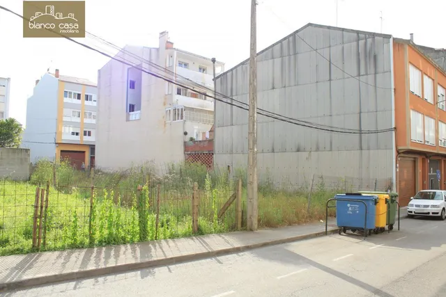 Solar edificable en rúa Mahón — 3
