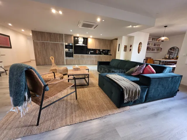 LUJO EN SARRIÀ - PLANTA BAJA CON JARDIN Y 5 habitaciones - foto 5