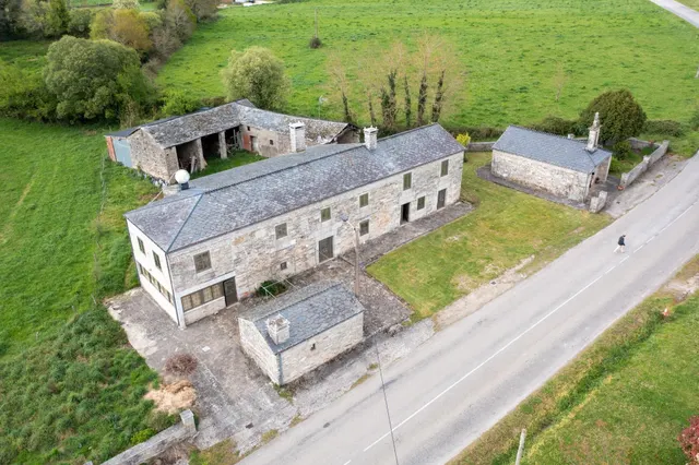 SE VENDE CASA DE PIEDRA EN LANZOS, VILLALBA (LUGO) - foto 3