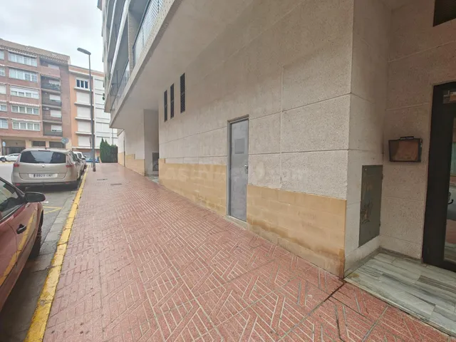 Local comercial 91m² en alquiler - Buñol - foto 5