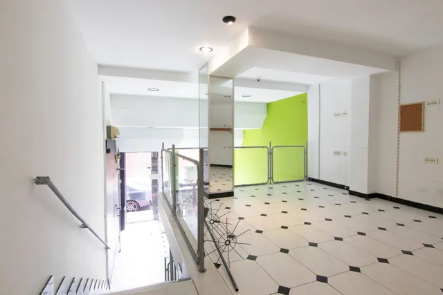LOCAL COMERCIAL EN VENTA EN CALLE BENIGAFULL — 9