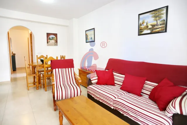 Piso de 3 dormitorios en venta en Guardamar del Segura, zona Mercadona, en esquina, con una gran terraza y vistas laterales al mar — 7