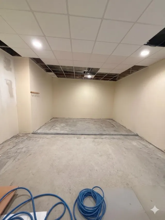 Local comercial en Los Boliches — 16