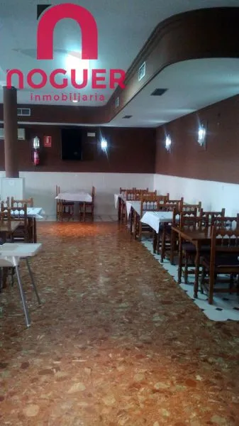 SE VENDE RESTAURANTE CON CASA EN VILLARRUBIA — 48