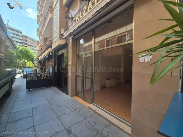 Local comercial en alquiler - CENTRO - foto 3