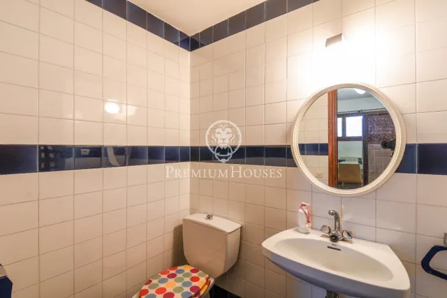 Casa en venta en plena montaña con piscina y vistas al mar en Cabrera de Mar — 25