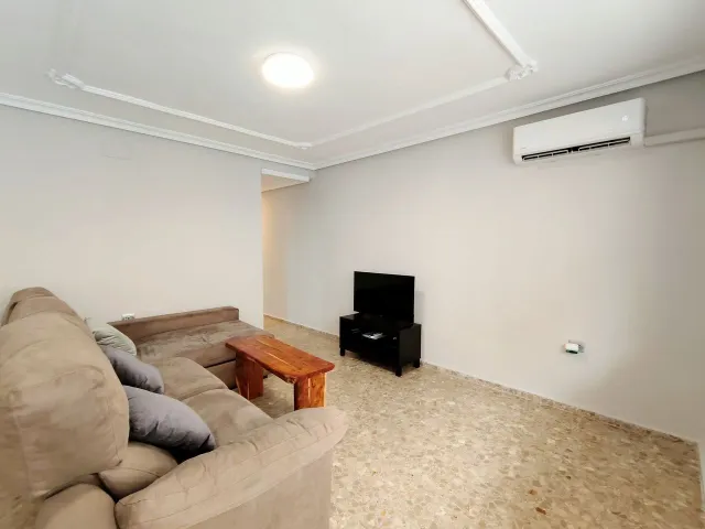 APARTAMENTO DE 2 DORMITORIOS 1 BAÑO EN TORREVIEJA ( ALICANTE ) — 7