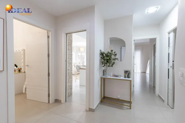 EXCLUSIVO PISO DE LUJO EN PLENO CENTRO DE GRANADA — 20