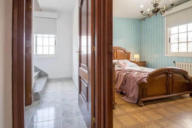 Amplia Casa + otra vivienda + anexo en Venta en Ardemil, Ordes — 9