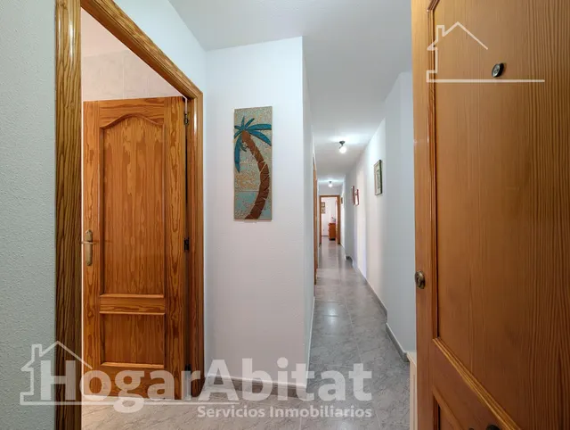 ¡vistas al mar! amplio y esquinero con garaje, terraza y estudio independiente — 46