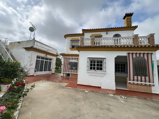 GRAN CHALET EN LA RANA VERDE - foto 2