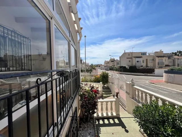 Casa 3 habitaciones 132m² en venta - Sector 25 — 2