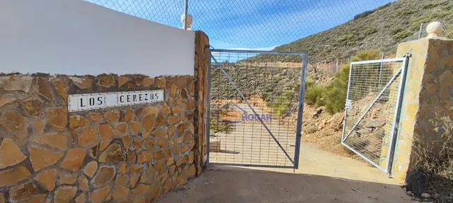 *FINCA DE 30.145 MTR LLENA DE FRUTALES DIVERSOS CON CASA, UN