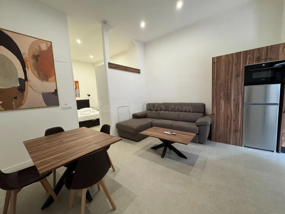 Estudio en planta baja en alquiler anual en el centro de denia