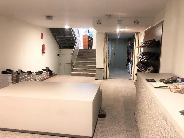 Gran Local Comercial en pleno centro de Guardamar del Segura — 5