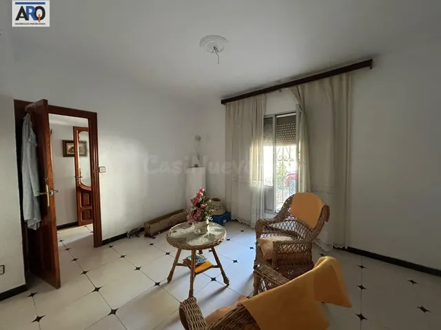CASA DE 330 M2 | 6 DORMITORIOS | GARAJE PARA 2 COCHES | DA A - foto 5
