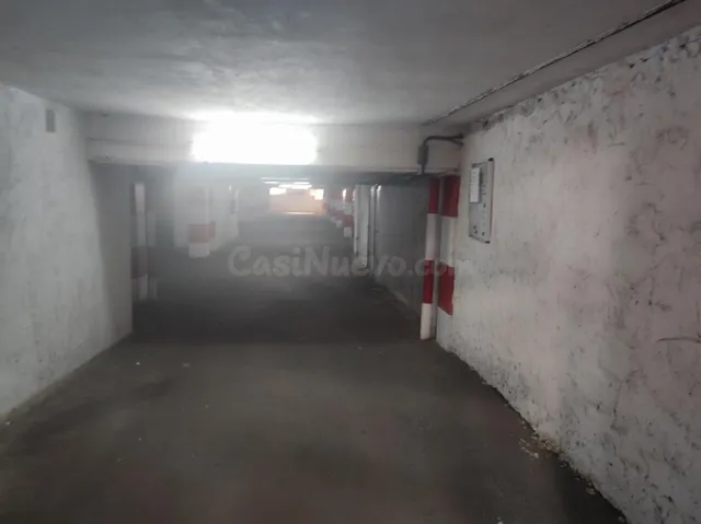 Plaza de garaje para coche pequeño o moto - foto 4