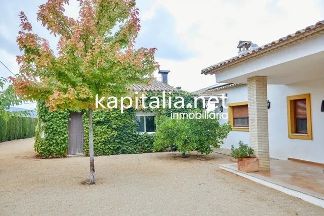 Exclusivo Chalet a la venta en Ontinyent — 10