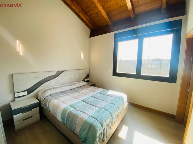 Chalet en venta en Haro — 11