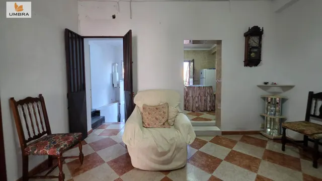 CASA DE 6 DORMITORIOS CON 2 habitaciones EN PLANTA BAJA Y PATIO | VILLAMARTÍN — 10