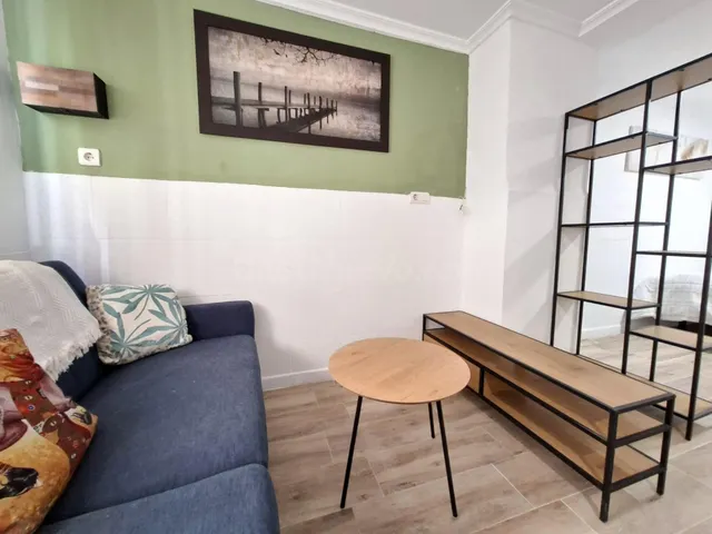 Estupendo loft en alquiler en el casco antiguo de Petrer, ideal para una sola persona. — 4