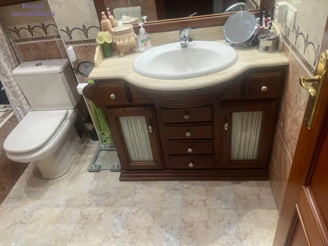 Extraordinaria vivienda de 4 habitaciones, garaje y 2 trasteros — 24