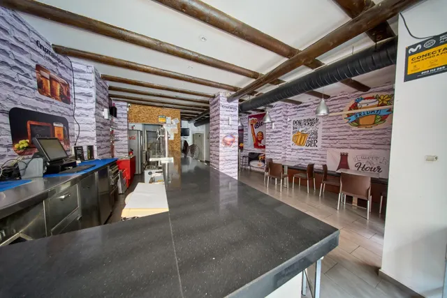 Oportunidad de bar en el corazón de Granada — 3