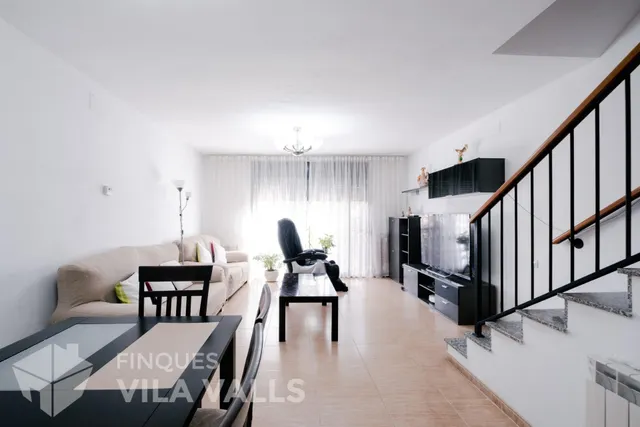 Casa en el centro de Sant Feliu de Codines con parking — 5