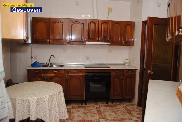 MUY CENTRICA VIVIENDA CON TERRAZA - foto 4