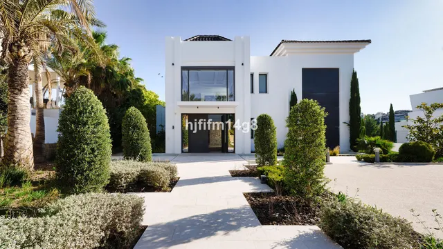 Chalet 5 habitaciones 1004m² en venta - Costa del Sol — 43