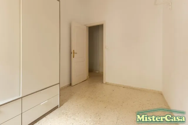 Piso Amplio en Pleno Barrio de Santiago 3 dormitorios y 2 baños — 17