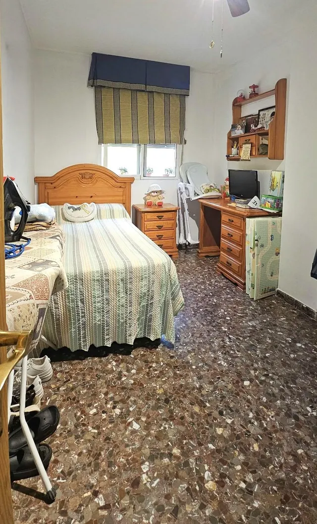 Piso en Maracena — 40