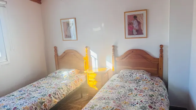 Encantadora Vivienda con Terraza y Vistas Espectaculares — 8