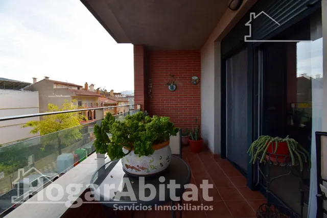 ¡Hogar de lujo! Muy amplio y luminoso en residencial con piscina, ascensor y dos terrazas — 18