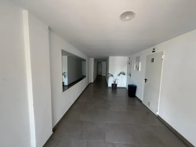 Piso en planta baja en Valle Niza, a un paso del mar. — 24