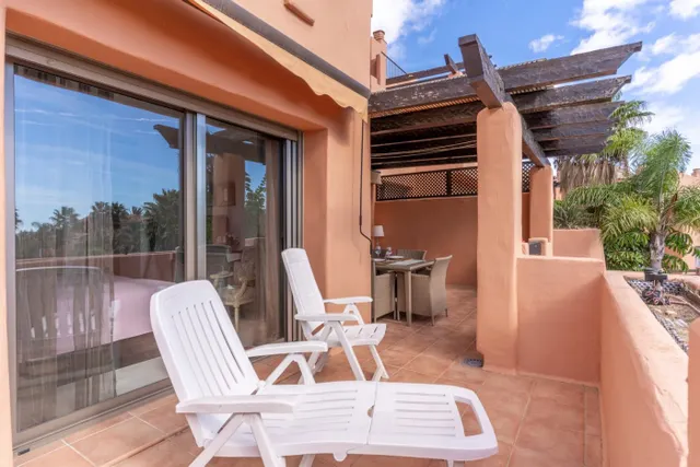 Elegante apartamento en primera planta con vistas panorámicas al mar en Sotoserena – Nueva Milla de Oro, Estepona — 8