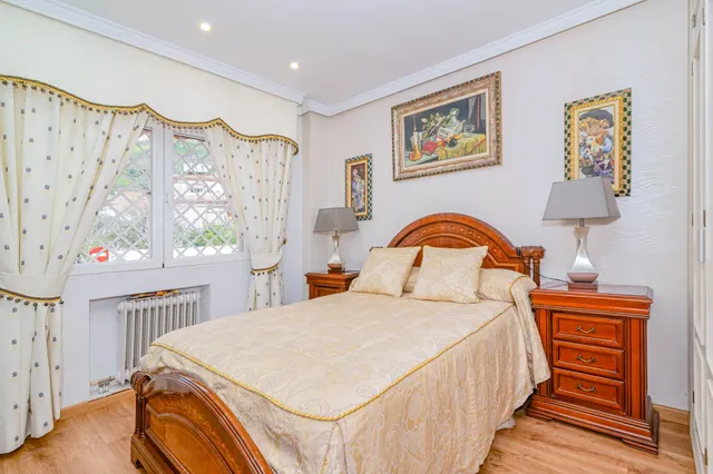 Espectacular casa en bola de oro — 19
